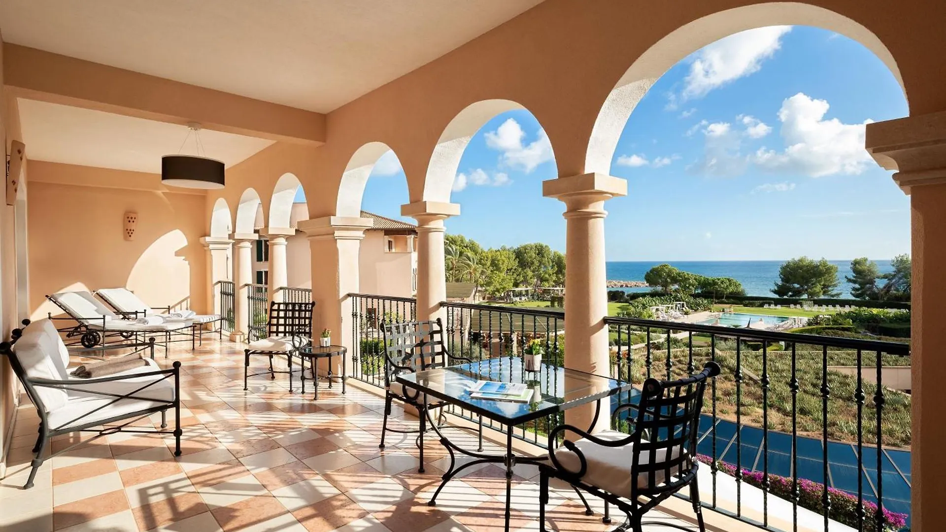 The St. Regis Mardavall Mallorca Resort Palma Nova  5*, Palma Nova (Mallorca) Spain