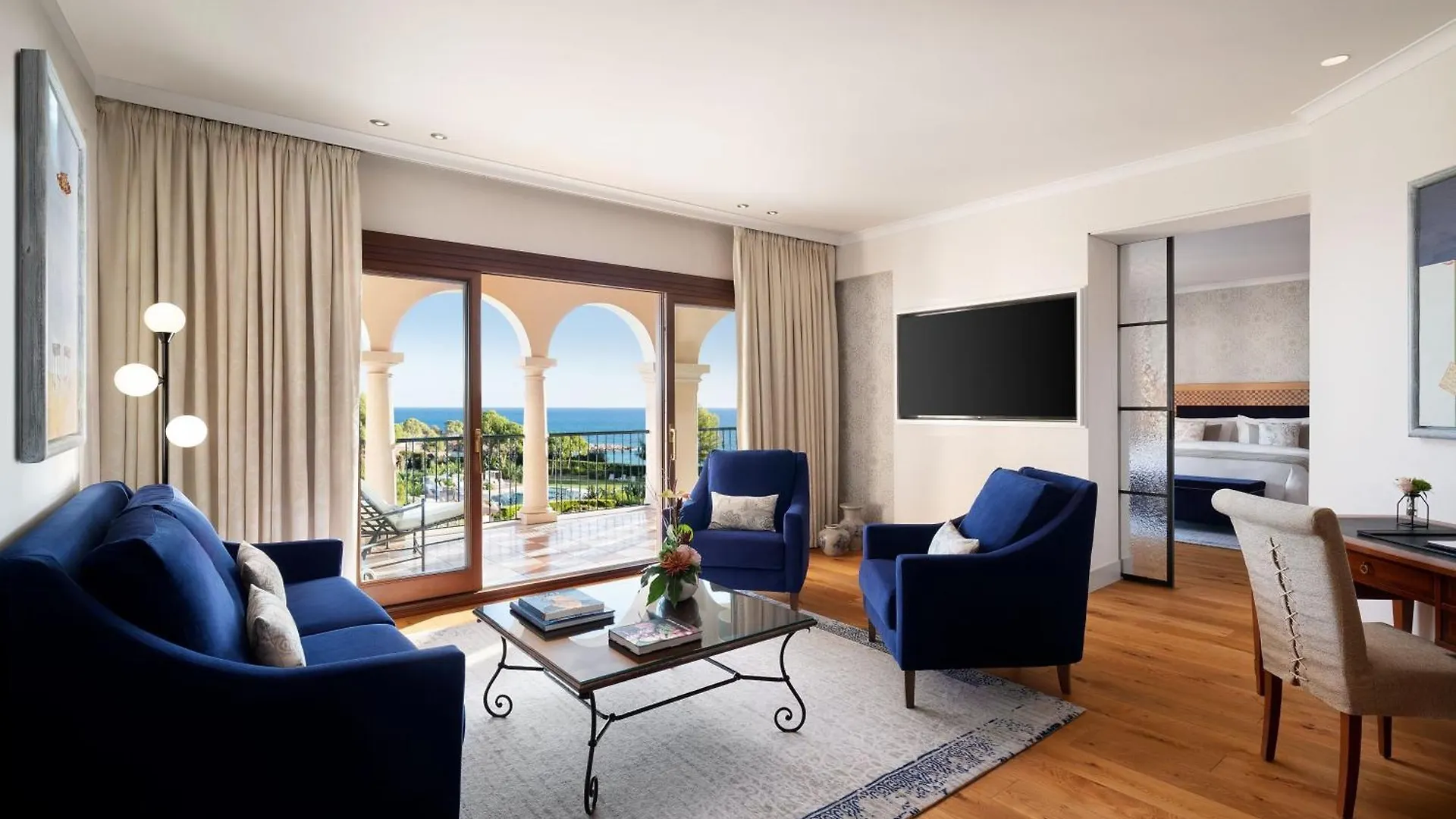 The St. Regis Mardavall Mallorca Resort Palma Nova  5*, Palma Nova (Mallorca)